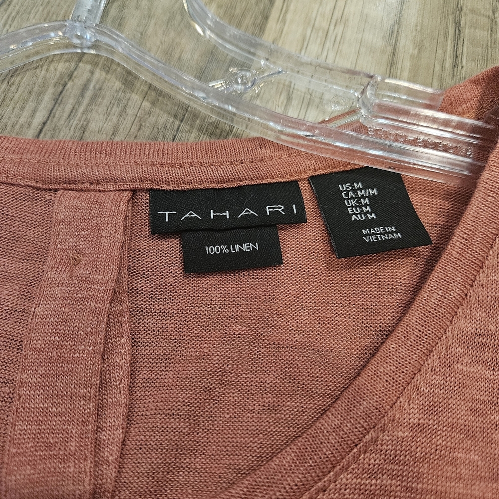 Tahari Women's Terracotta Button-Back Shirt With FREE Matching Necklace - Picture 9 of 10